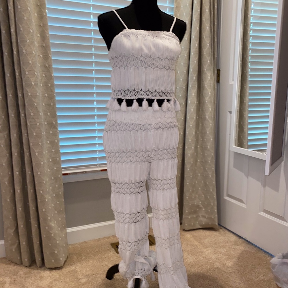 white crocheted SET